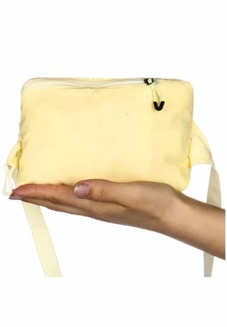 New Balance Impact Run Light Pack Laufjacke Damen Gelb - Image 4